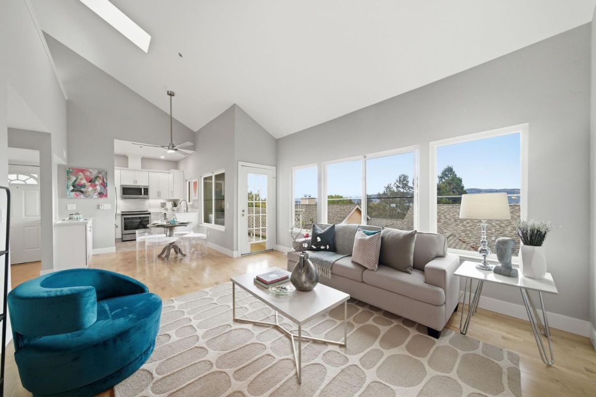 Interior, Kitchen, Living room, Pendant Lights, Recessed Lighting, Stainless Steel Appliances, Wood Texture Flooring
