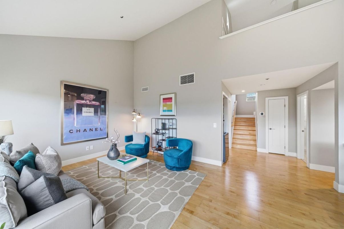 Interior, Living room, Recessed Lighting, Wood Texture Flooring