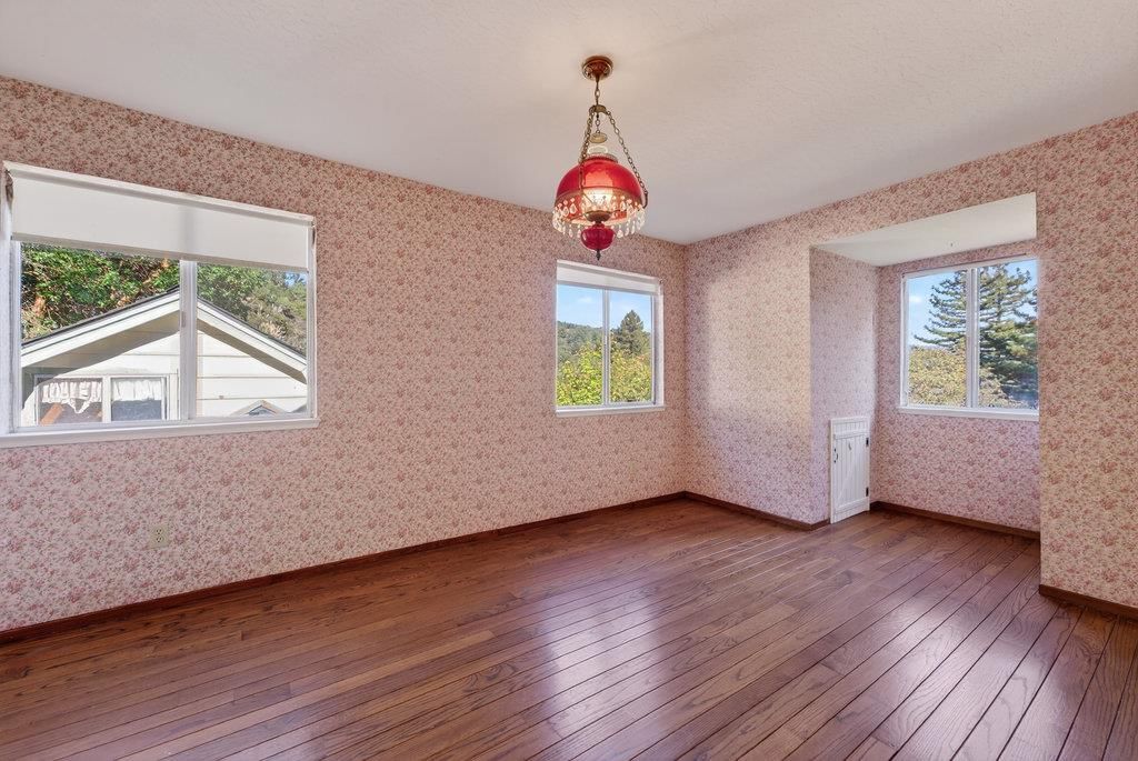Chandelier, Empty room, Interior, Wood Texture Flooring