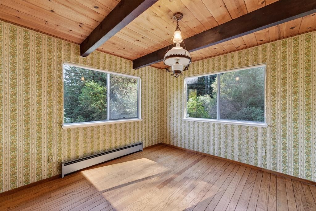Empty room, Interior, Wooden Beams, Wooden Ceilings, Wood Texture Flooring
