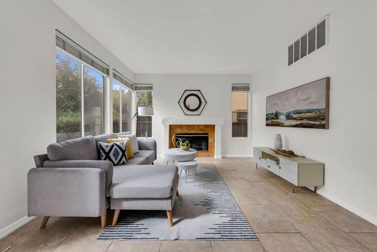 Fireplace, Interior, Living room