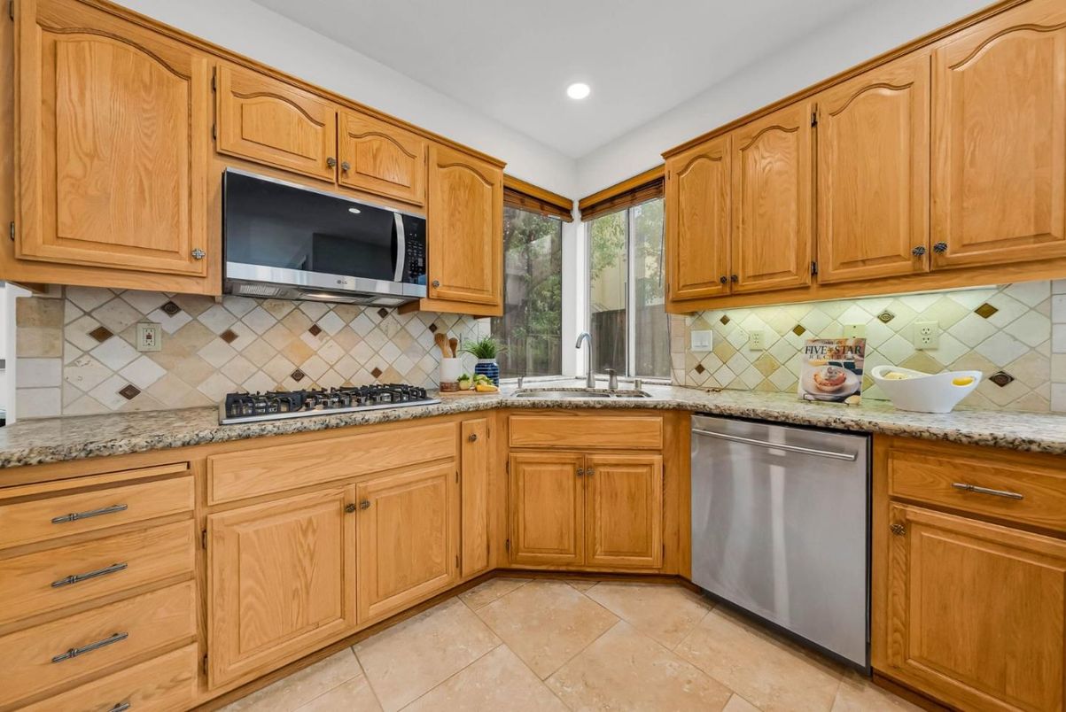 Interior, Kitchen, Recessed Lighting