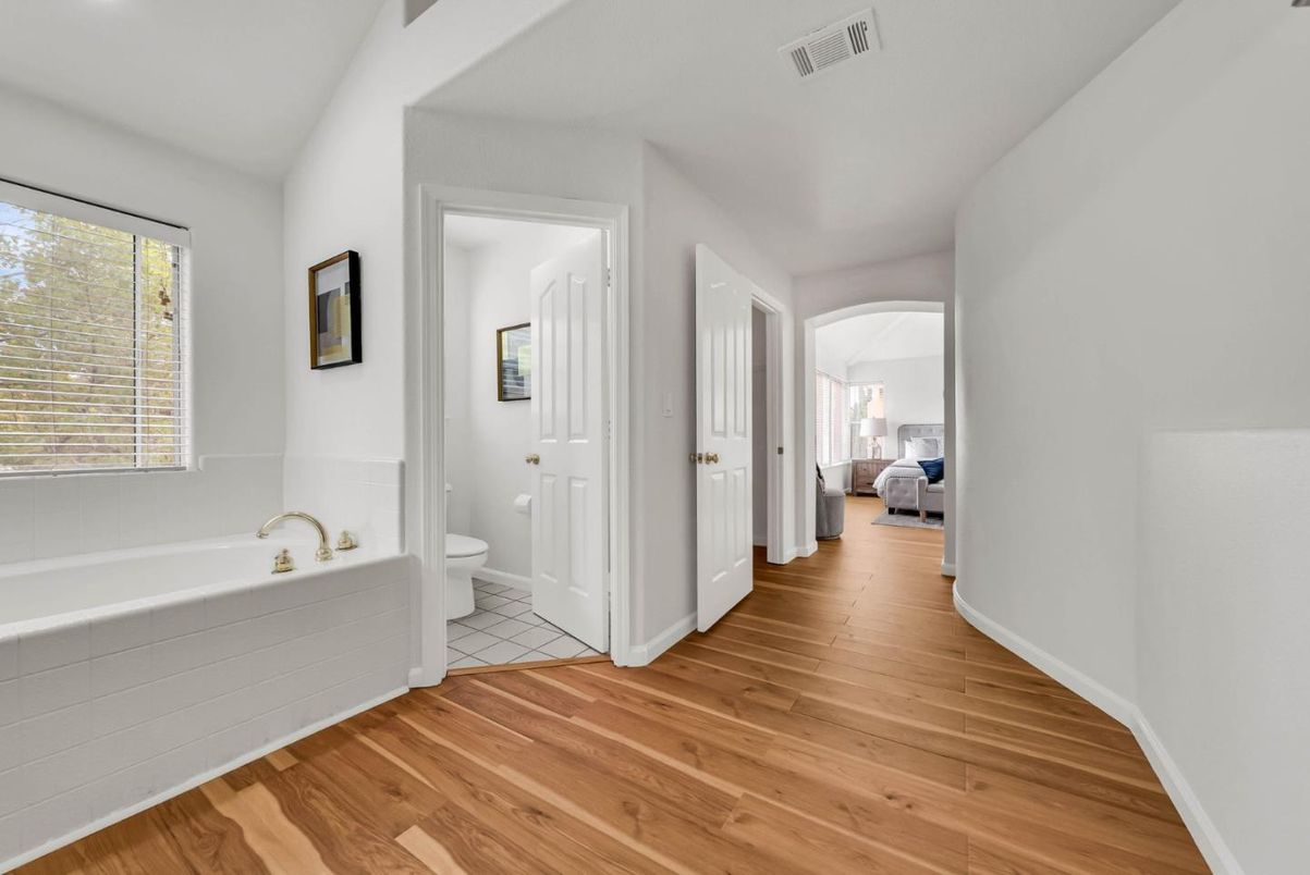 Bathroom, Interior, Wood Texture Flooring