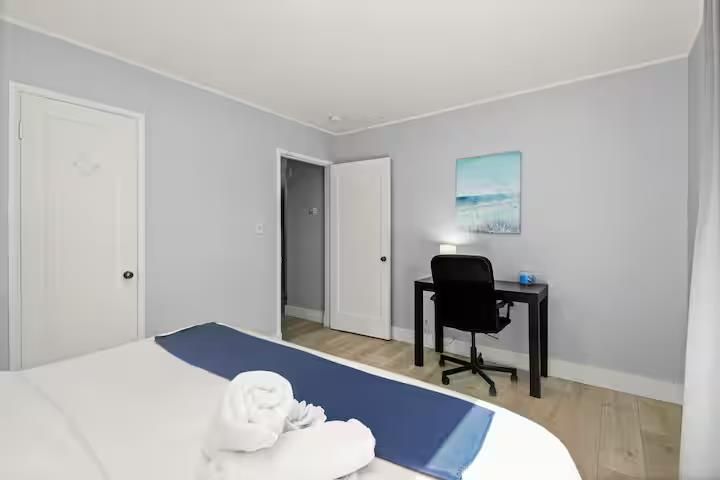 Home Office, Interior, Wood Texture Flooring