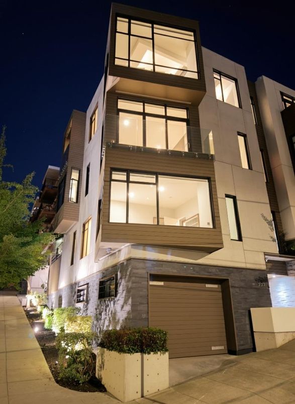 Attached, Exterior, Facade, Modern