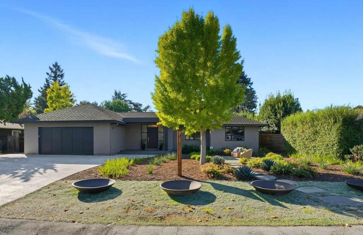 Backyard, Detached Garage, Exterior