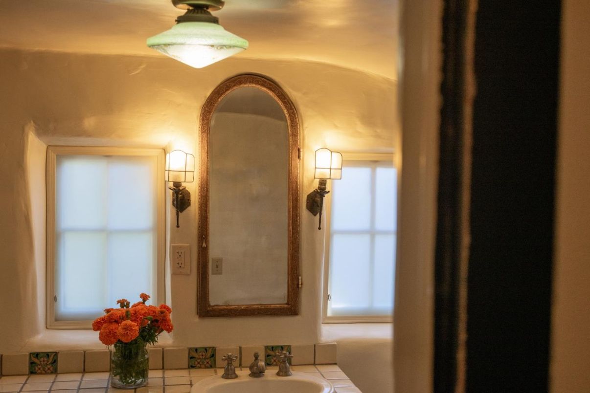 Bathroom, Interior, Tile Countertops