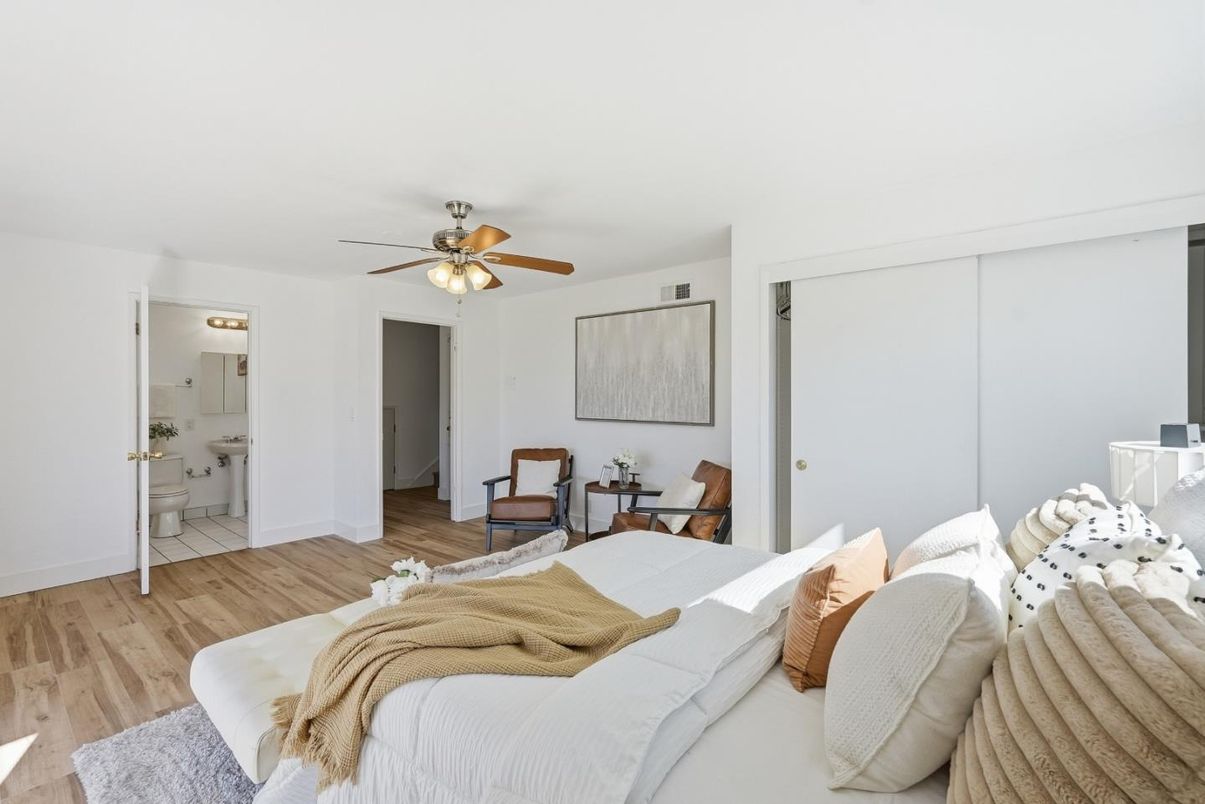 Bathroom, Interior, Living room, Wood Texture Flooring