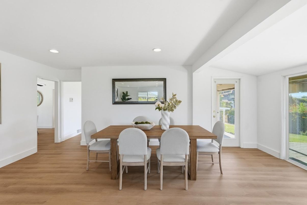 Dining room, Interior, Recessed Lighting, Wood Texture Flooring