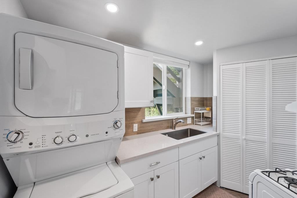 Interior, Recessed Lighting, Utility Closets, Washer