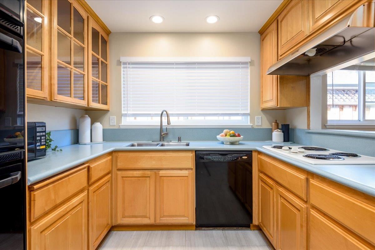 Interior, Kitchen, Recessed Lighting