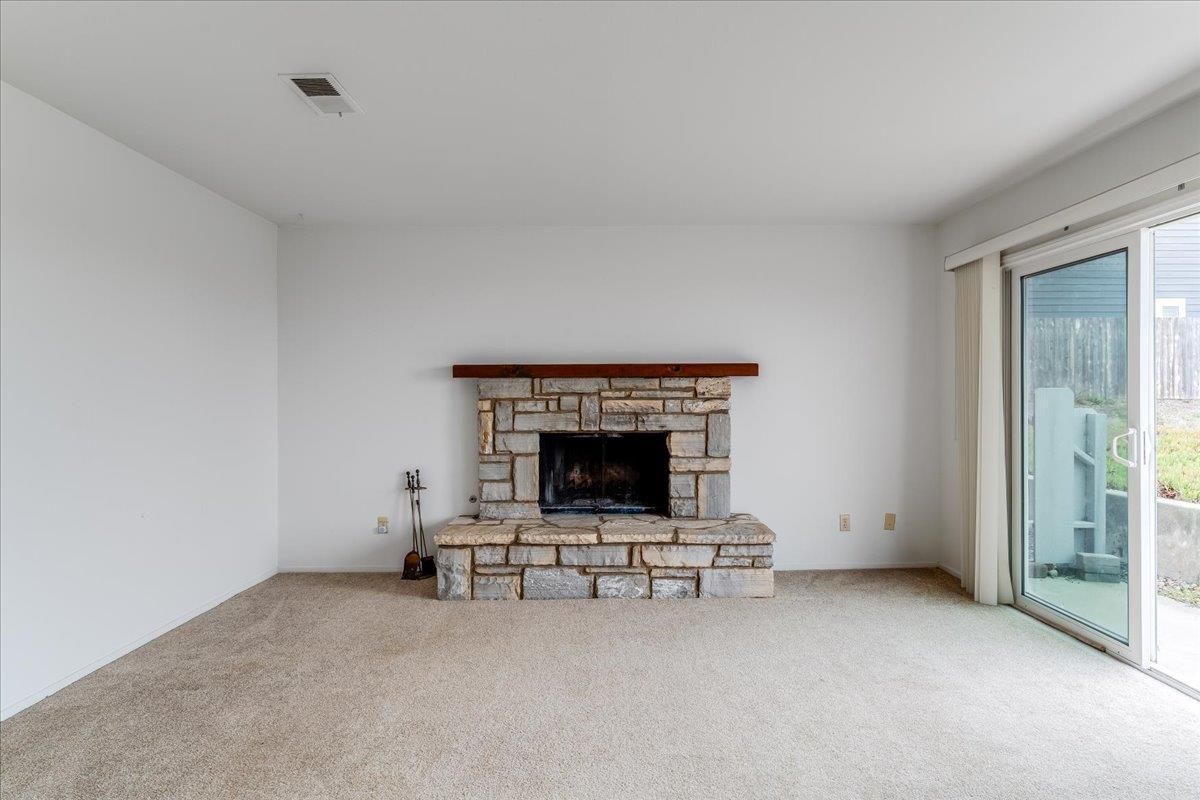 Empty room, Fireplace, Interior