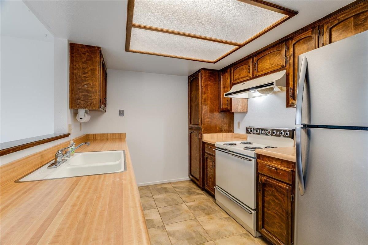 Interior, Kitchen