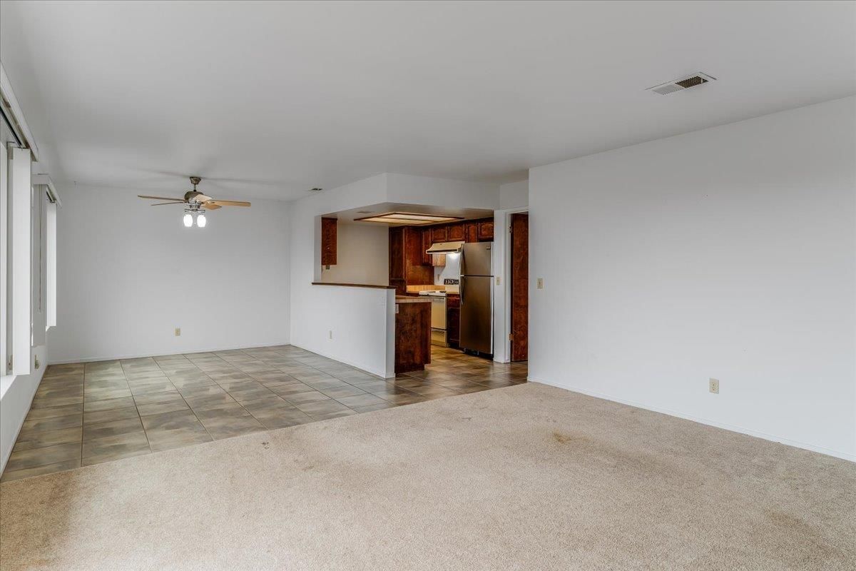 Empty room, Interior, Kitchen