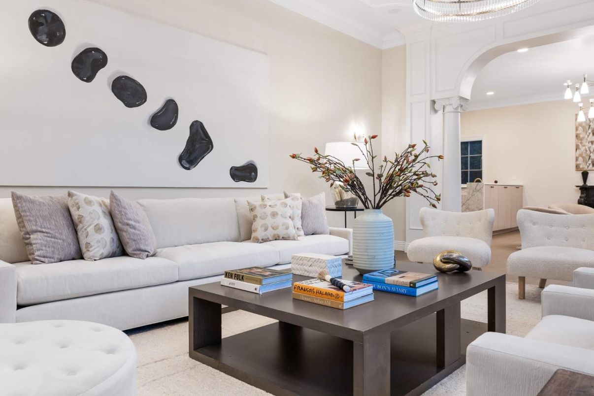 Interior, Living room, Pendant Lights, Recessed Lighting