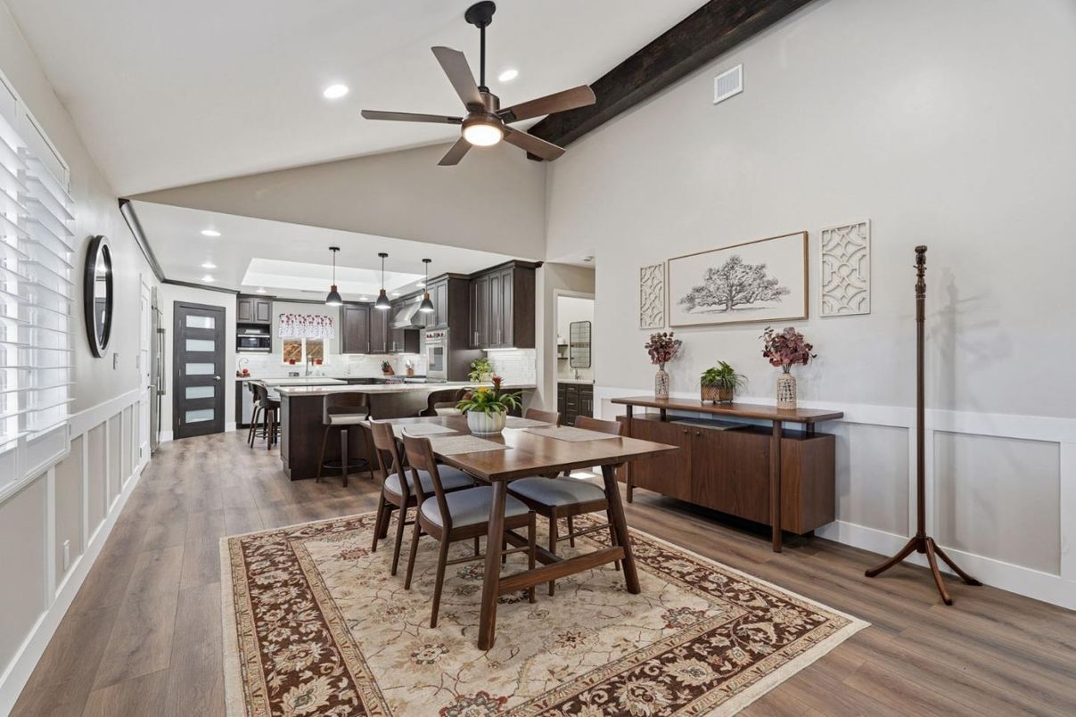 Dining room, Interior, Kitchen, Pendant Lights, Recessed Lighting, Stainless Steel Appliances, Wood Texture Flooring