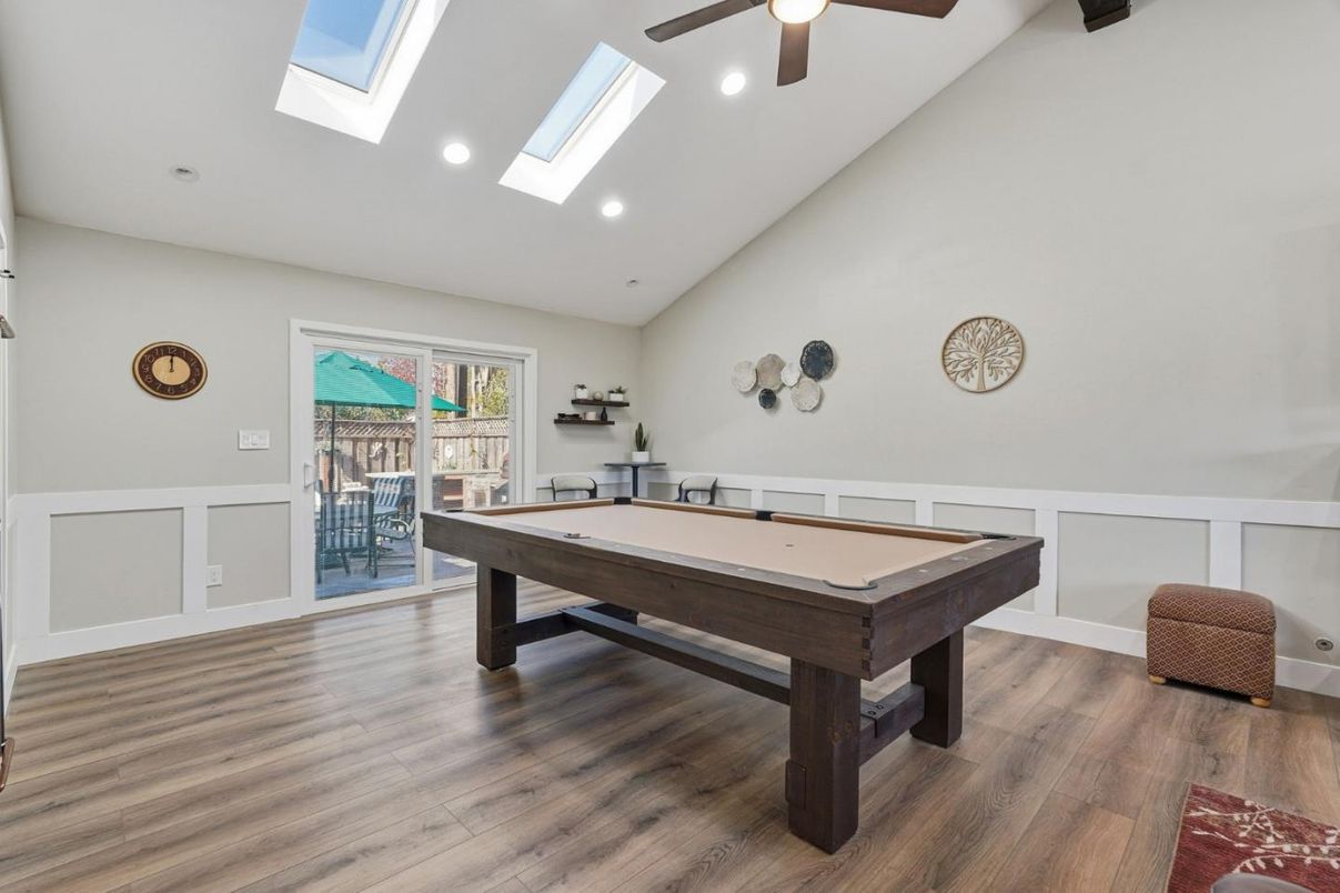 Billiard Table, Game Room, Interior, Recessed Lighting, Wood Texture Flooring