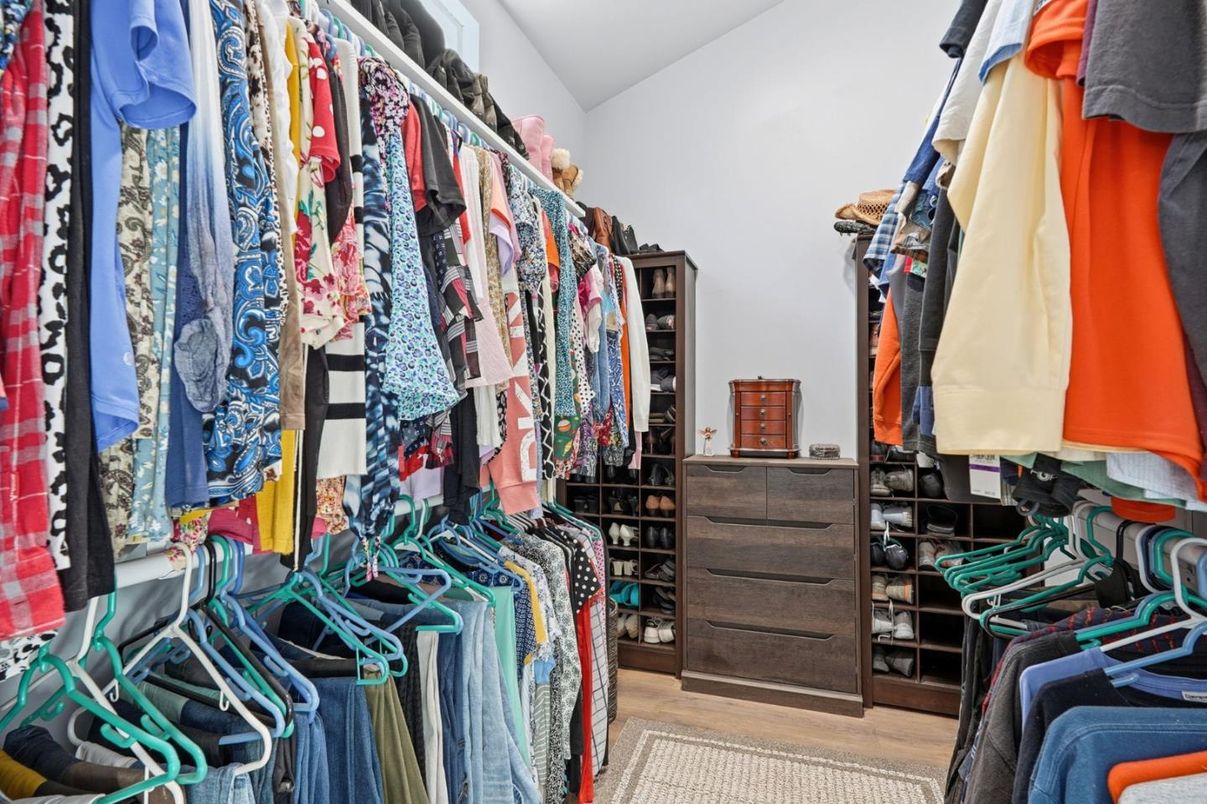 Interior, Walk-in Closets