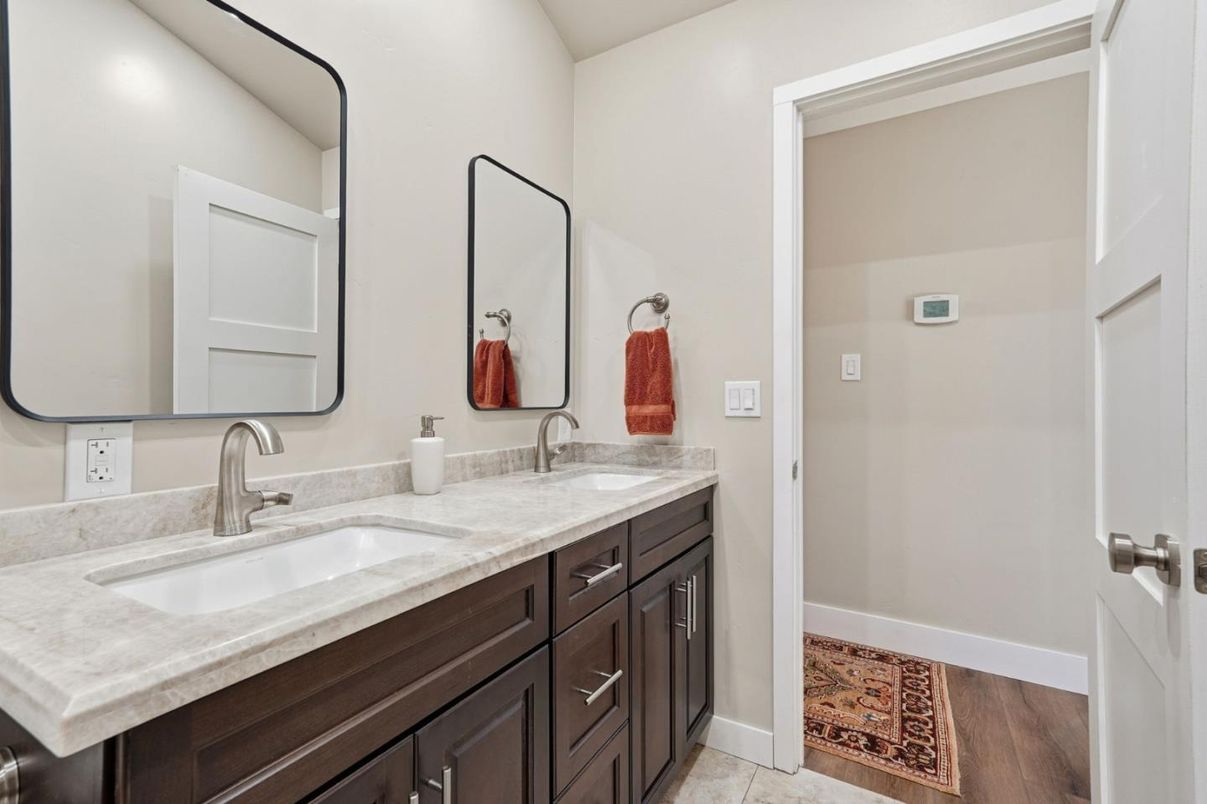 Bathroom, Dual Sink Vanities, Interior, Wood Texture Flooring