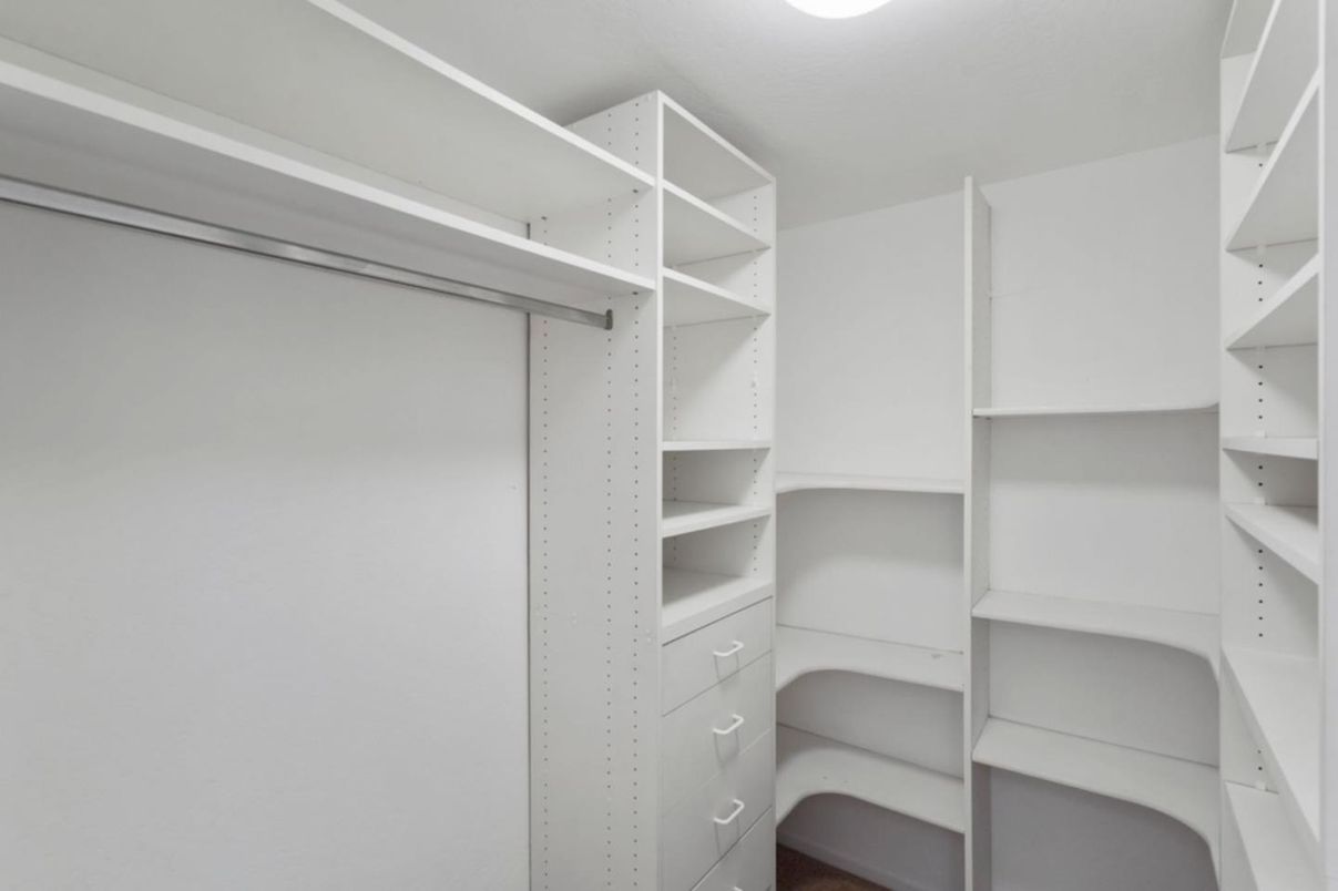 Interior, Recessed Lighting, Walk-in Closets