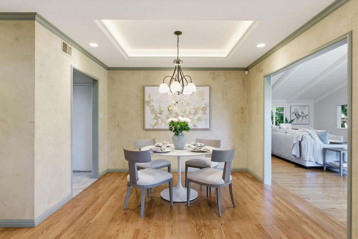 Dining room, Interior, Pendant Lights, Recessed Lighting, Wood Texture Flooring
