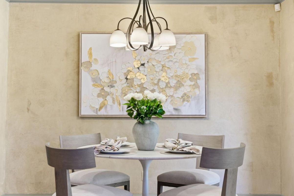 Chandelier, Dining room, Interior