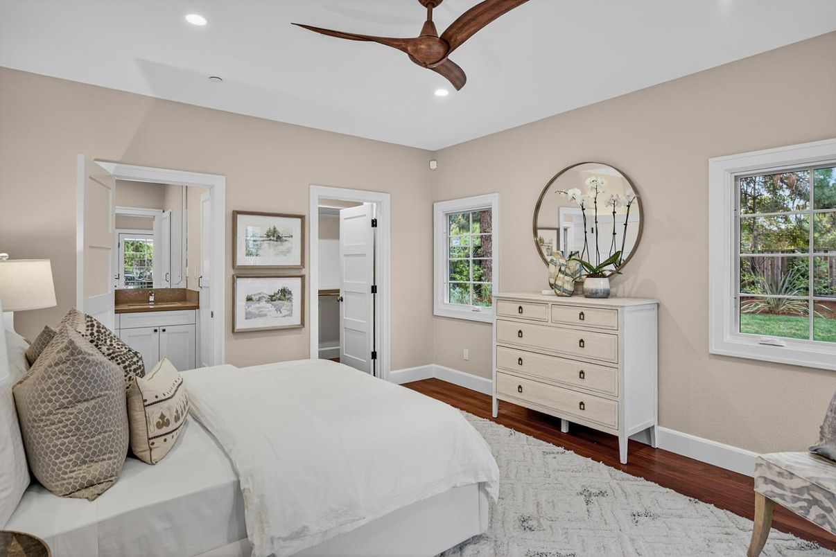 Bedroom, Interior, Recessed Lighting, Wood Texture Flooring