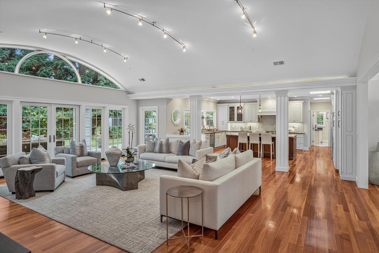 Interior, Kitchen, Living room, Recessed Lighting, Wood Texture Flooring