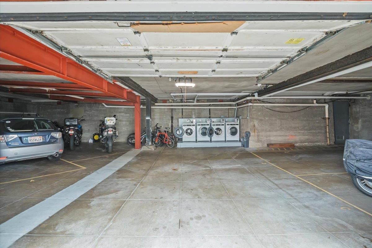 Garage, Interior