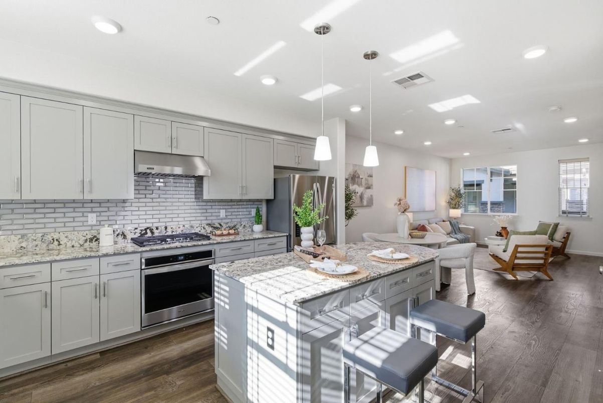 Dining room, Interior, Kitchen, Living room, Pendant Lights, Recessed Lighting, Stainless Steel Appliances, Wood Texture Flooring