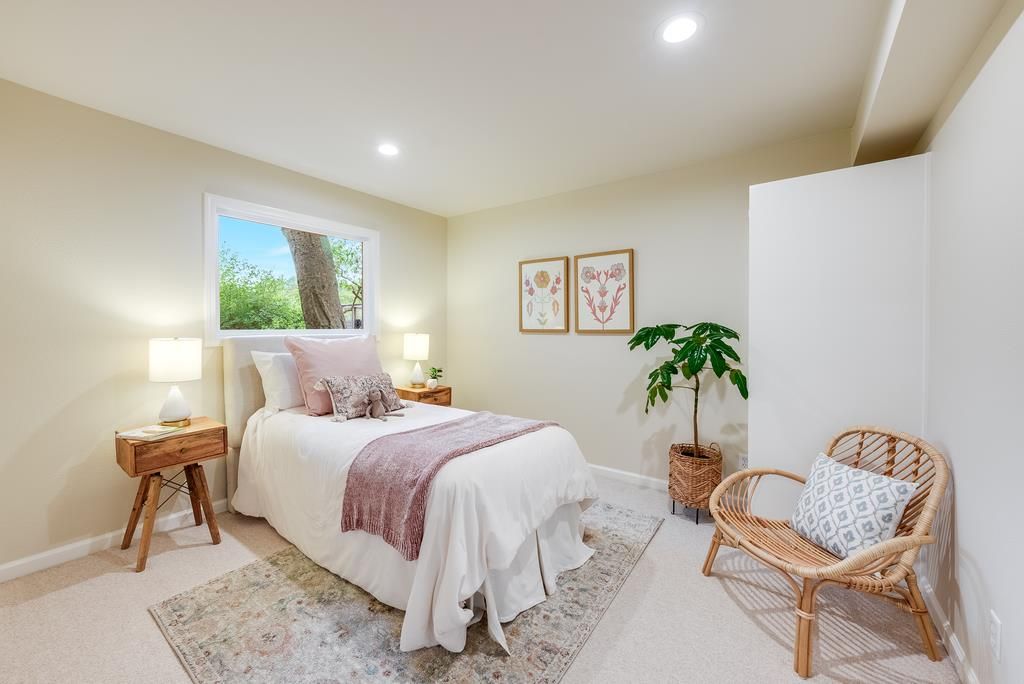 Bedroom, Interior, Recessed Lighting