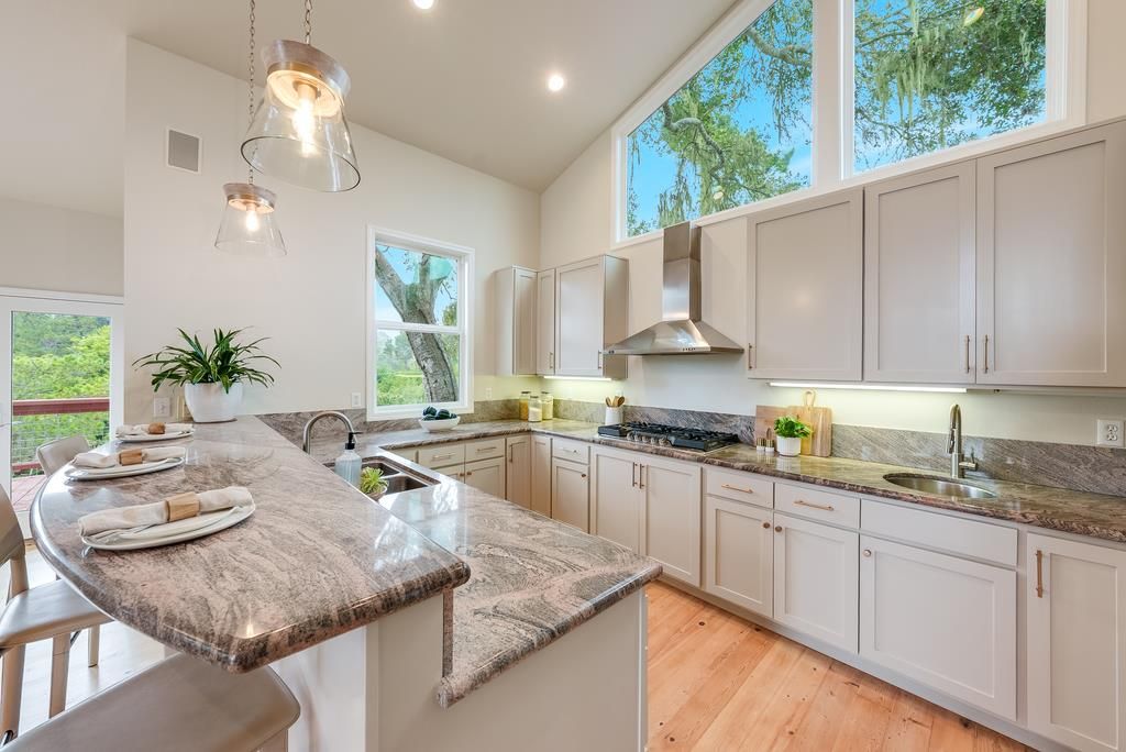 Interior, Kitchen, Pendant Lights, Recessed Lighting, Wood Texture Flooring