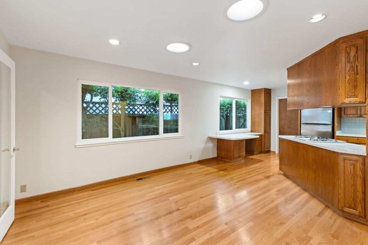 Interior, Kitchen, Recessed Lighting, Wood Texture Flooring