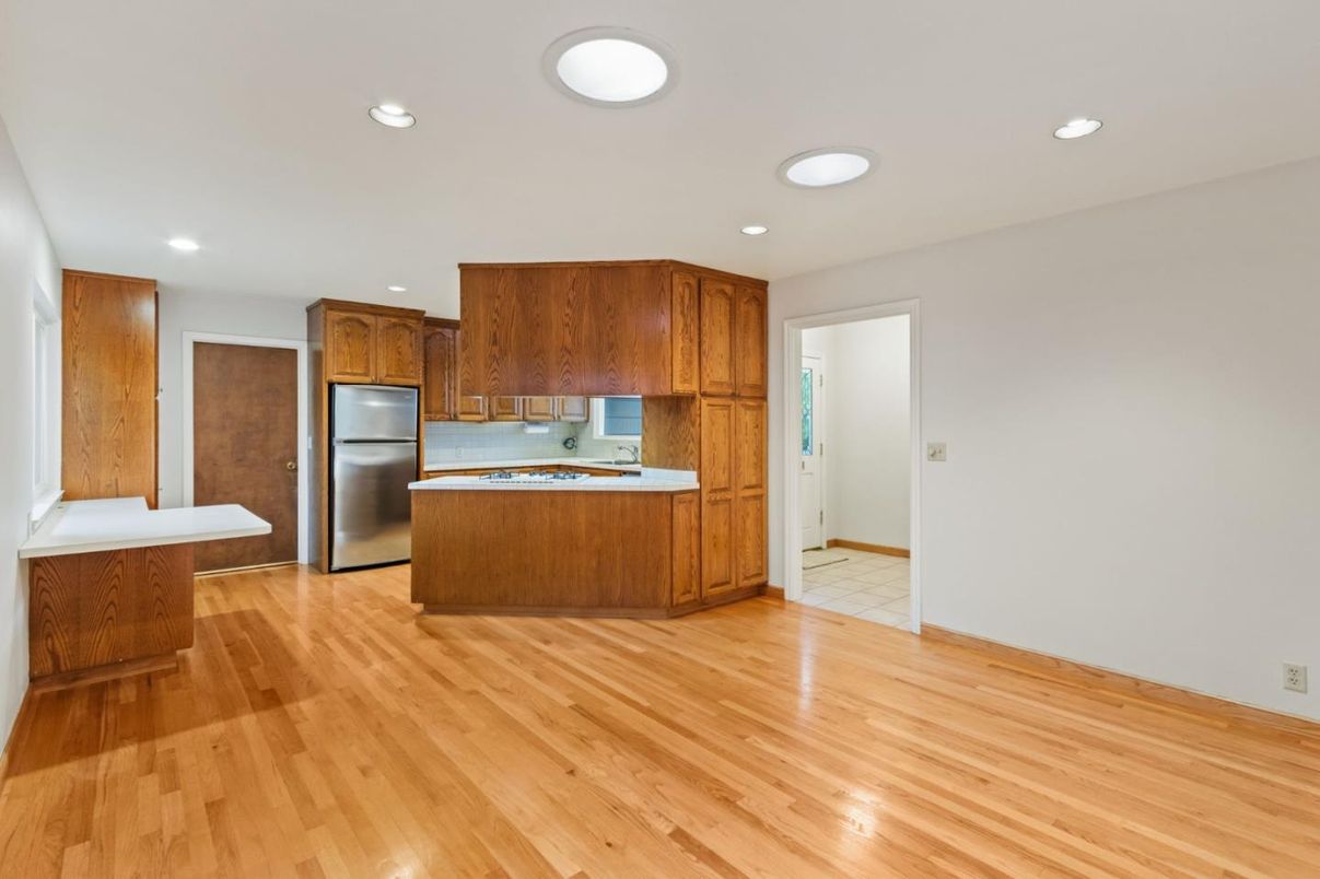 Interior, Kitchen, Recessed Lighting, Wood Texture Flooring