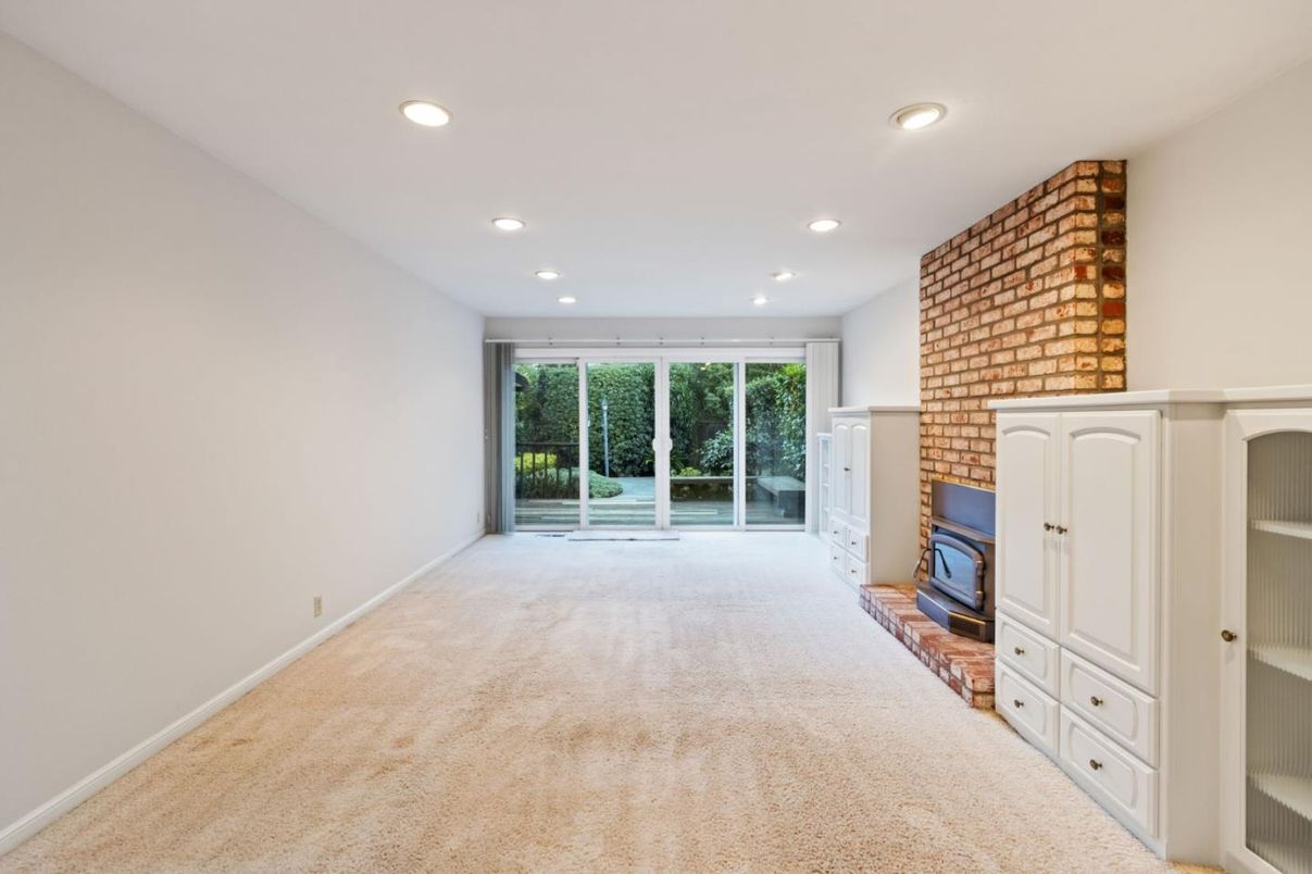 Empty room, Fireplace, Interior, Recessed Lighting