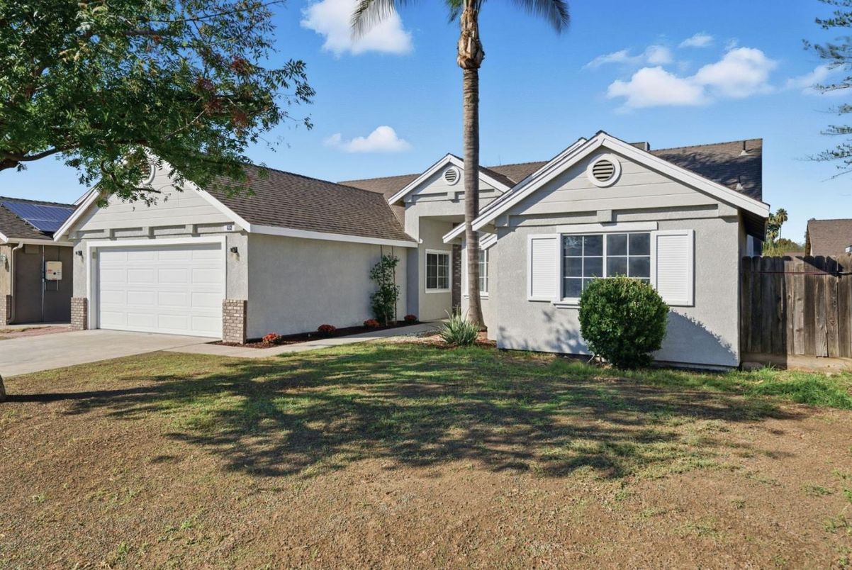 Attached, Backyard, Exterior, Facade, Ranch
