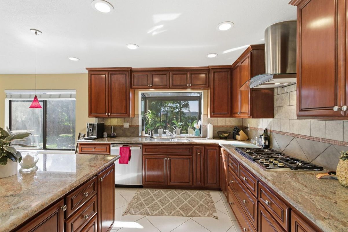 Interior, Kitchen, Pendant Lights, Recessed Lighting