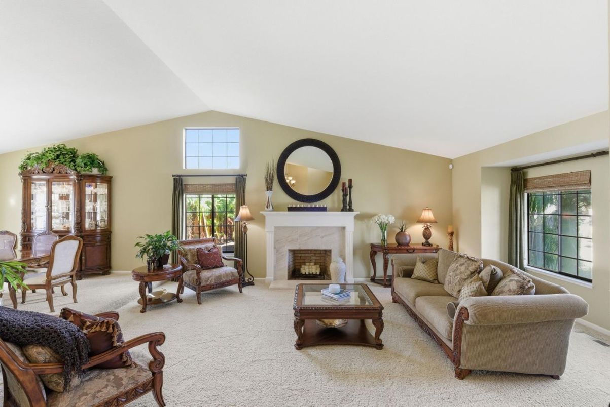 Fireplace, Interior, Living room