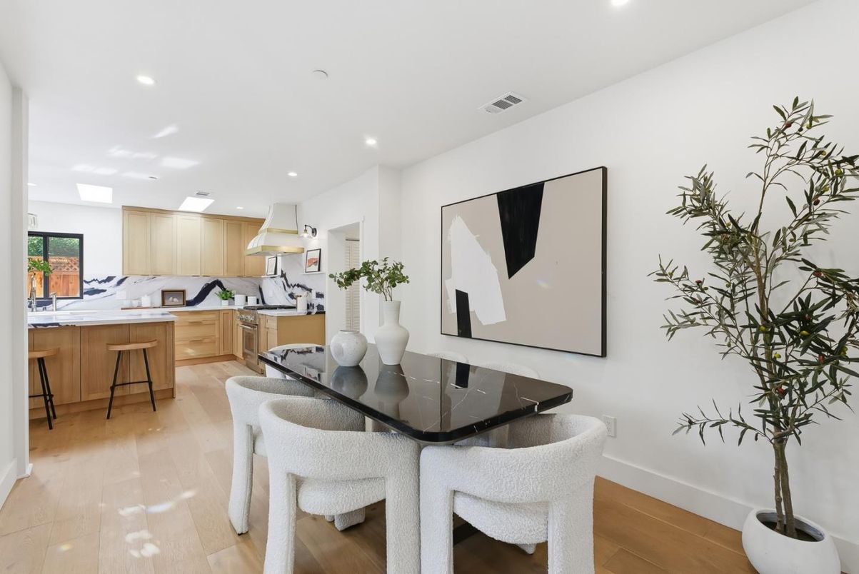 Dining room, Interior, Kitchen, Recessed Lighting, Wood Texture Flooring