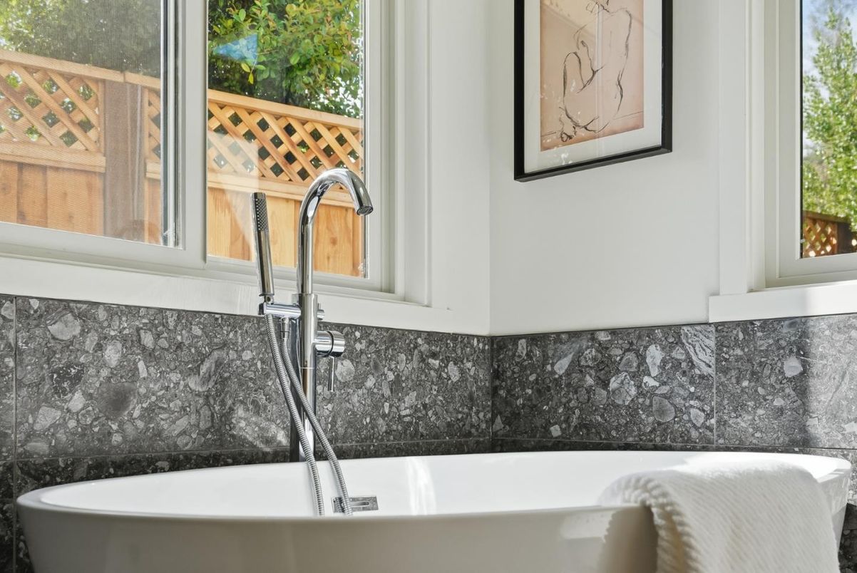 Bathroom, Free Standing Baths, Interior