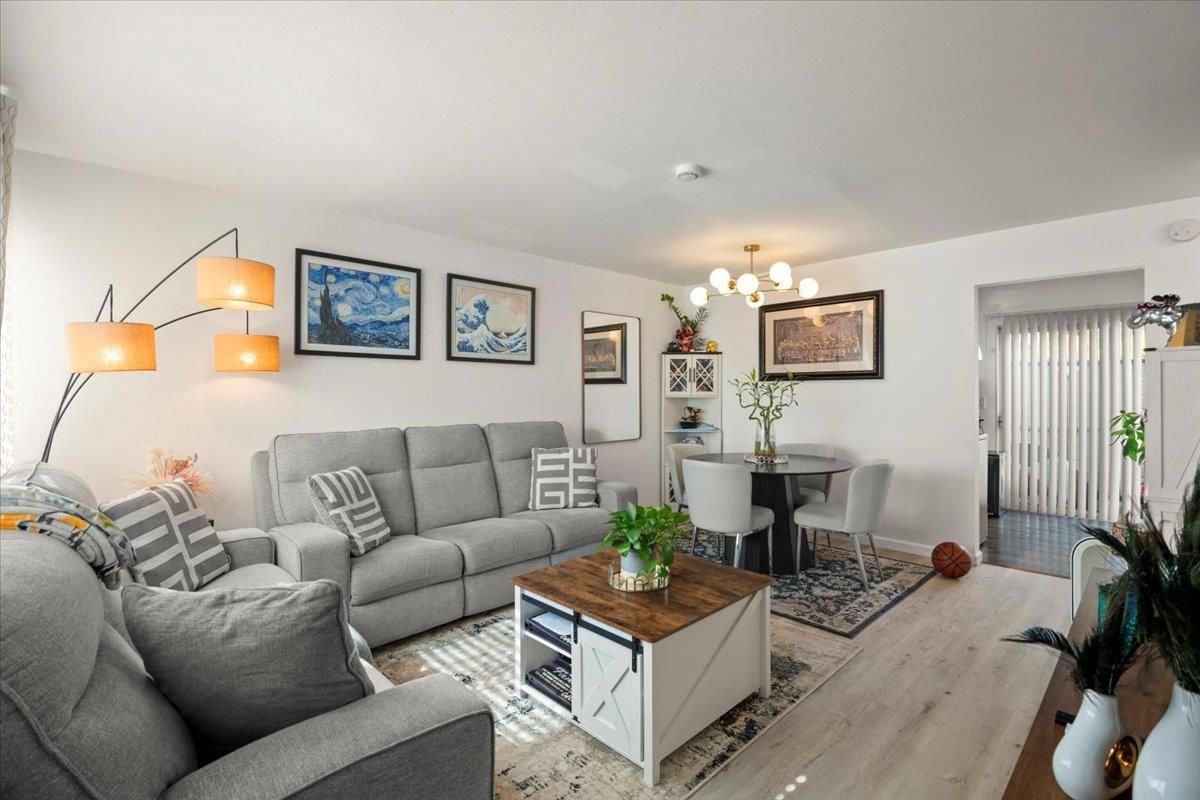 Chandelier, Dining room, Interior, Living room, Wood Texture Flooring
