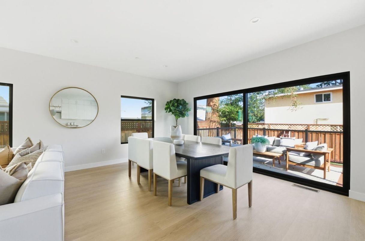 Dining room, Interior, Living room, Recessed Lighting, Wood Texture Flooring