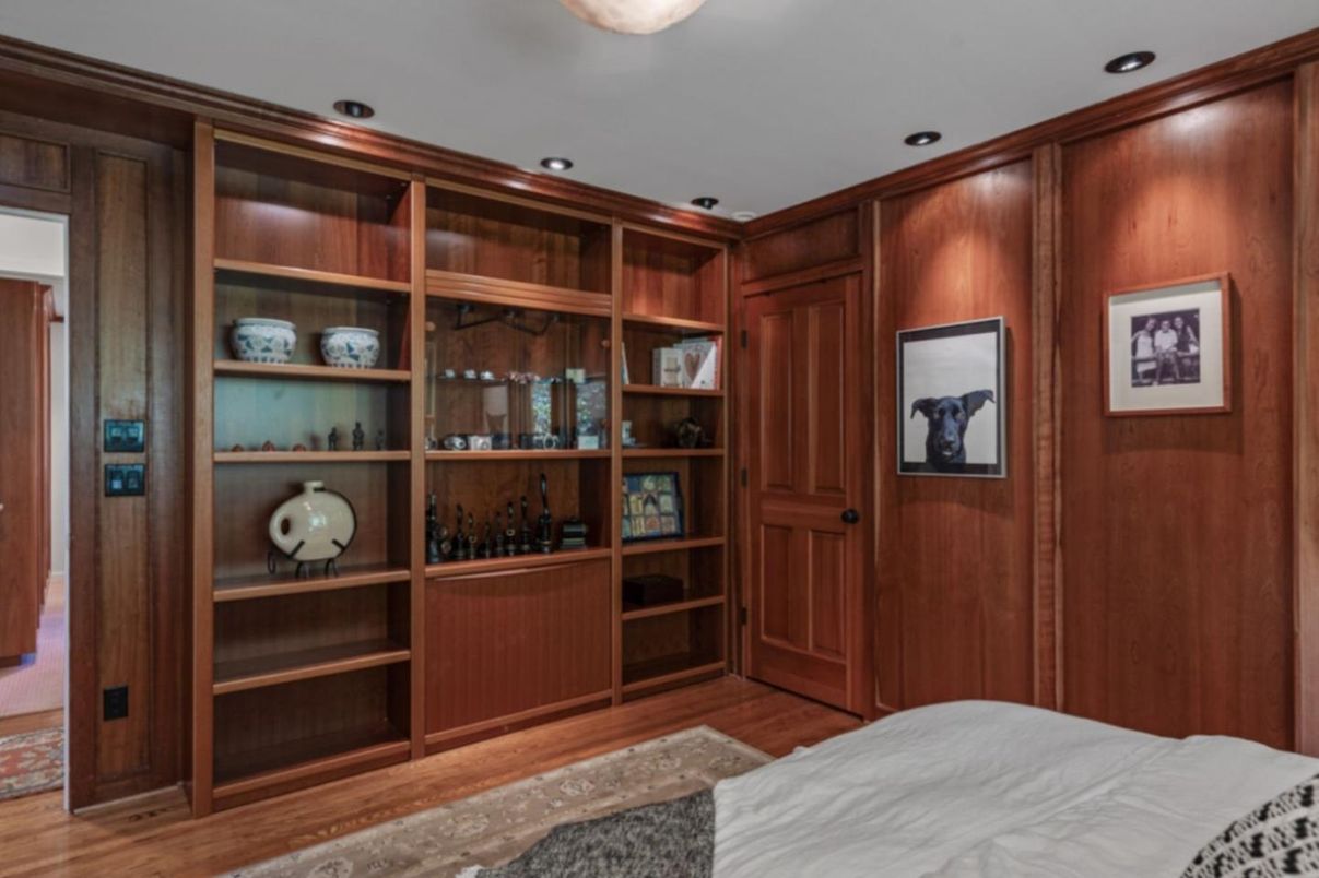 Interior, Recessed Lighting, Wood Texture Flooring, Wooden Walls