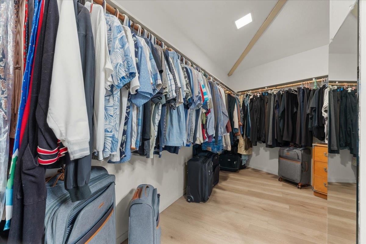 Interior, Walk-in Closets, Wood Texture Flooring