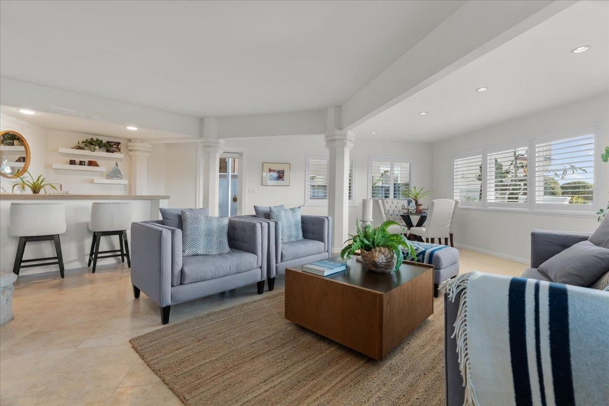 Dining room, Interior, Living room, Recessed Lighting