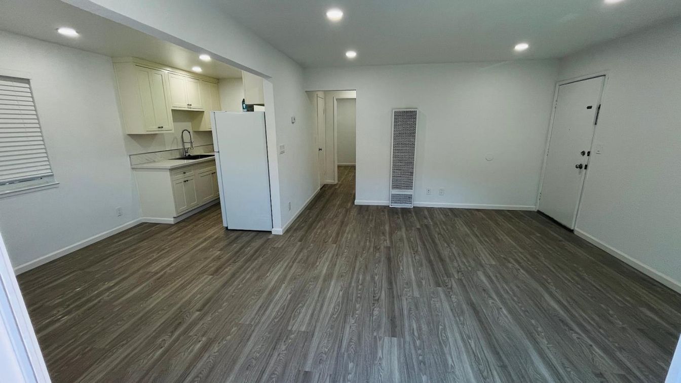 Empty room, Interior, Kitchen, Recessed Lighting, Wood Texture Flooring