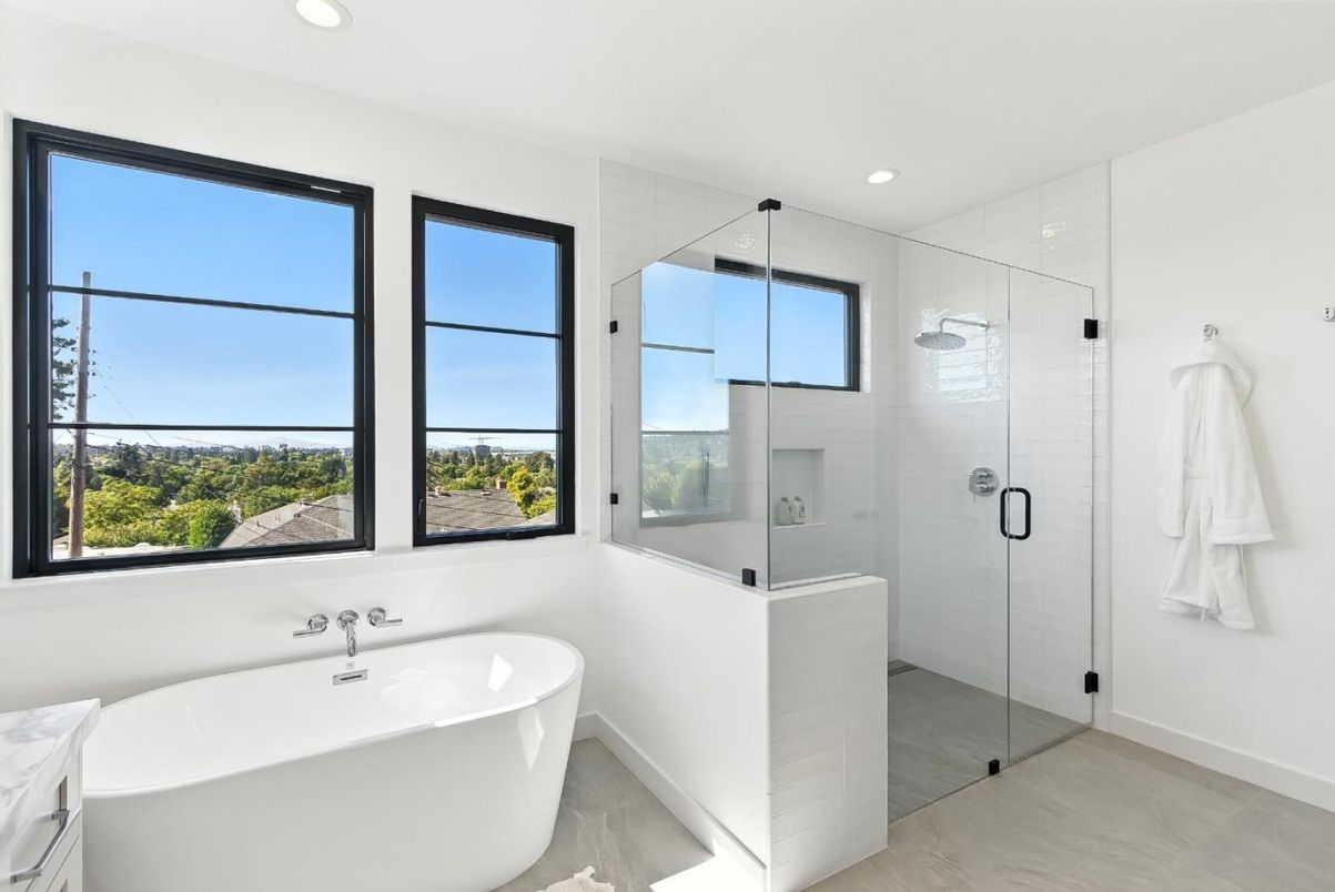 Bathroom, Free Standing Baths, Glass Shower, Interior, Recessed Lighting