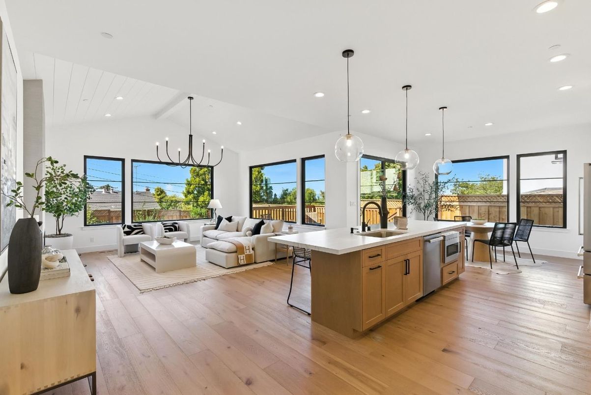 Dining room, Interior, Kitchen, Living room, Pendant Lights, Recessed Lighting, Wood Texture Flooring