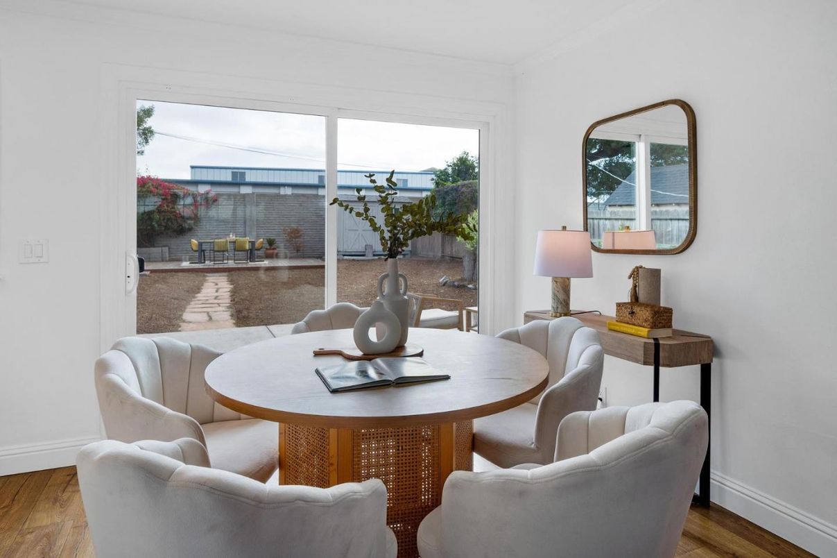 Dining room, Interior, Wood Texture Flooring
