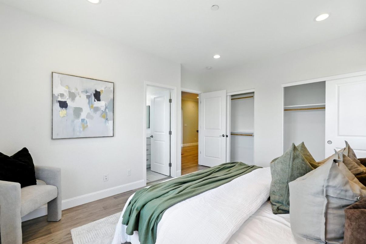 Bedroom, Interior, Recessed Lighting, Wood Texture Flooring